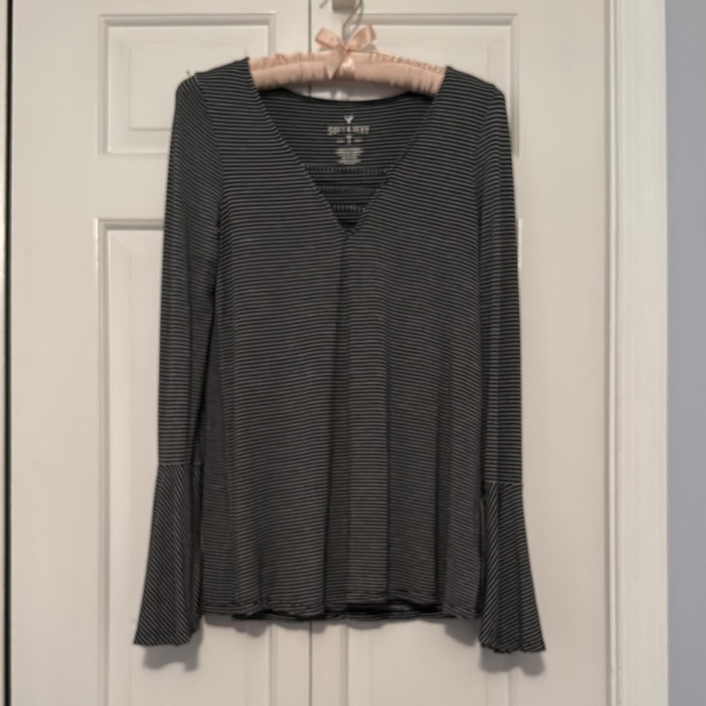American Eagle Striped Black and White Women's Top